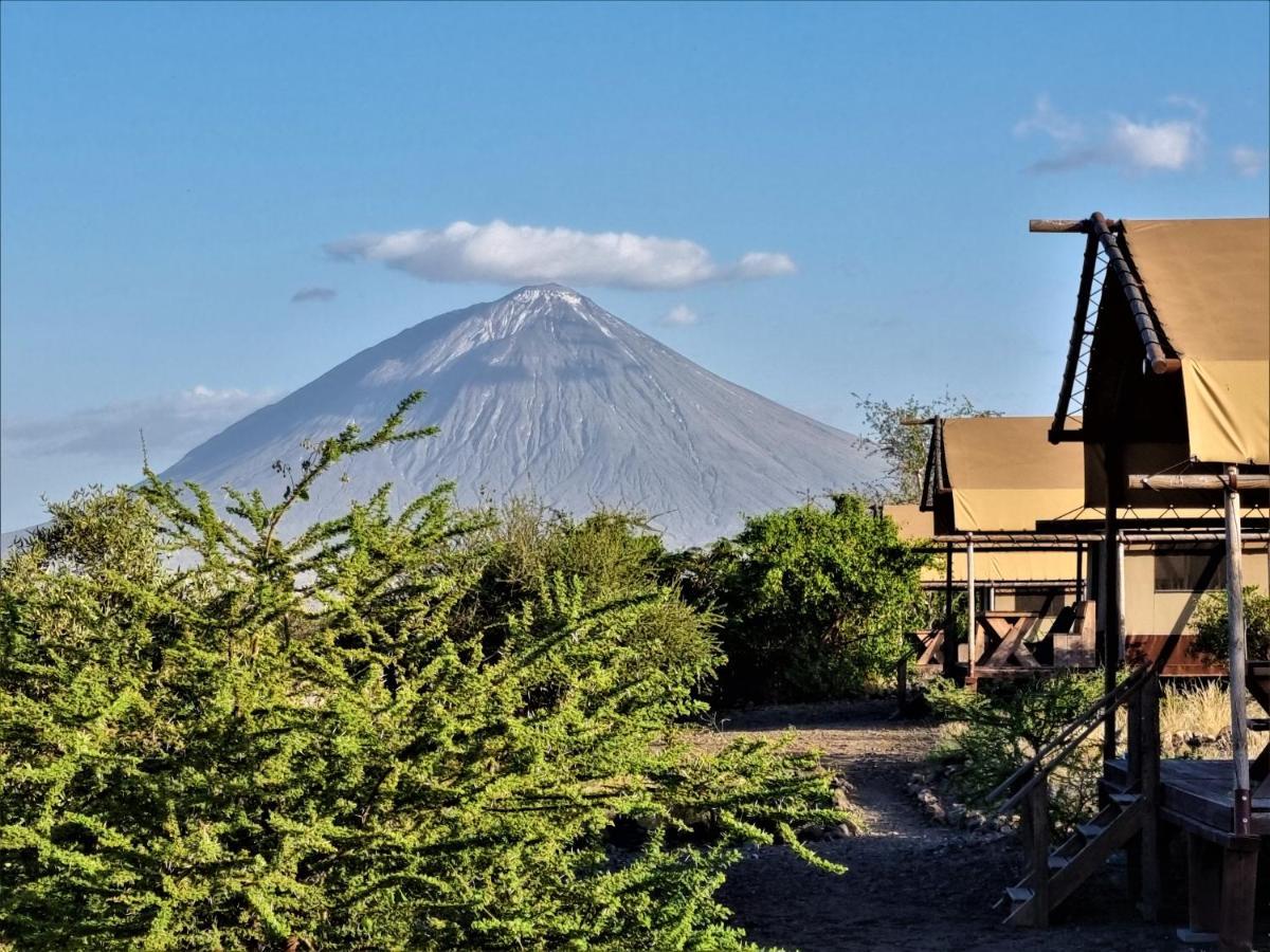 Africa Safari Lake Natron Mtowabaga Kültér fotó